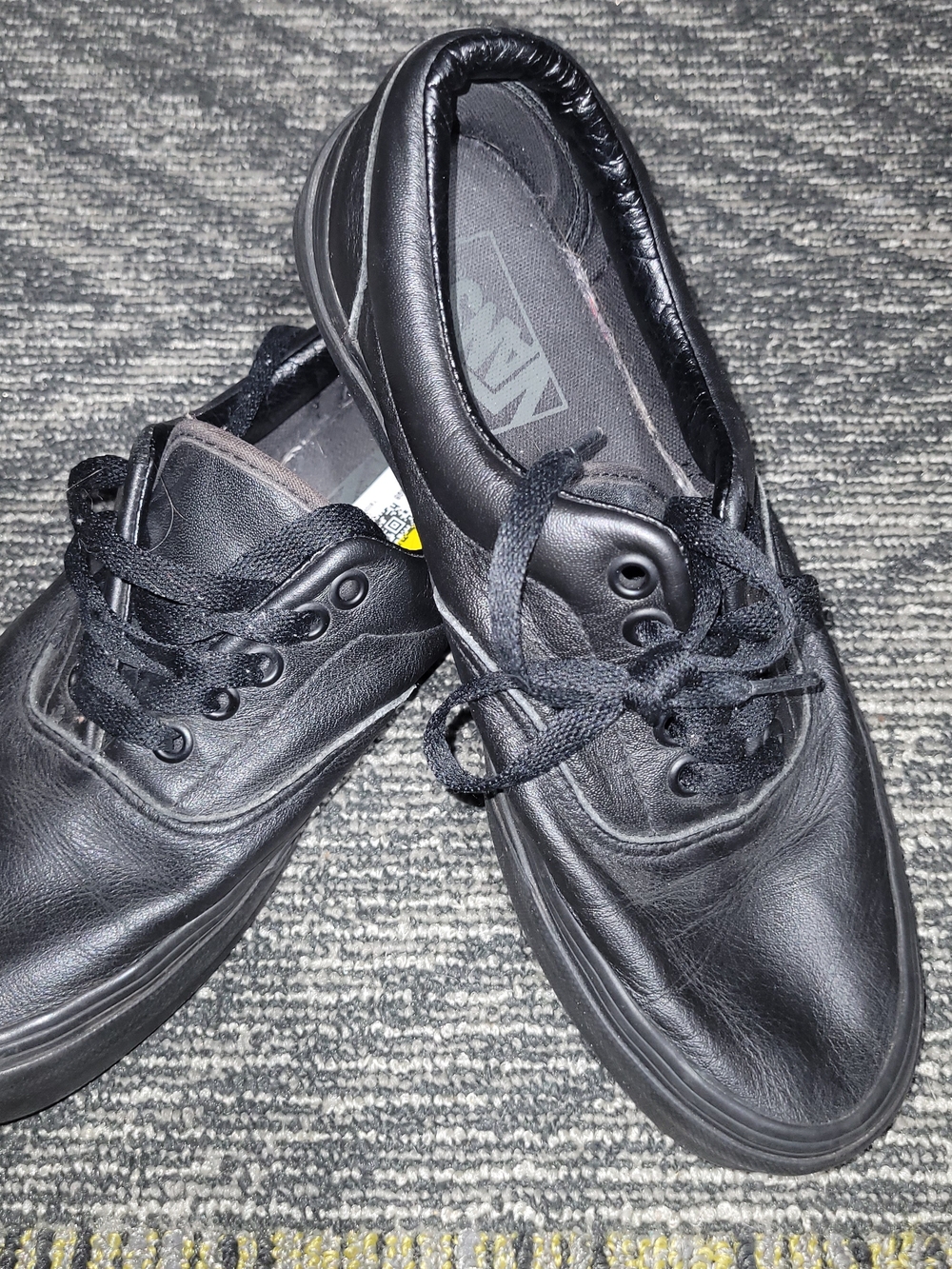 Vans Black Leather Low-Top Lace-Up Sneakers